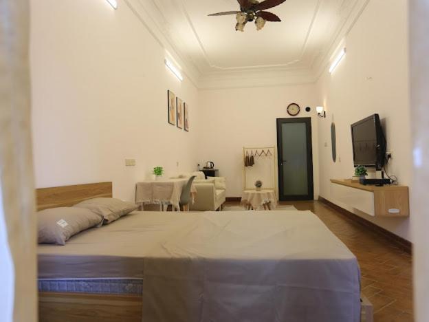 Lh Homestay Hanoi Buitenkant foto