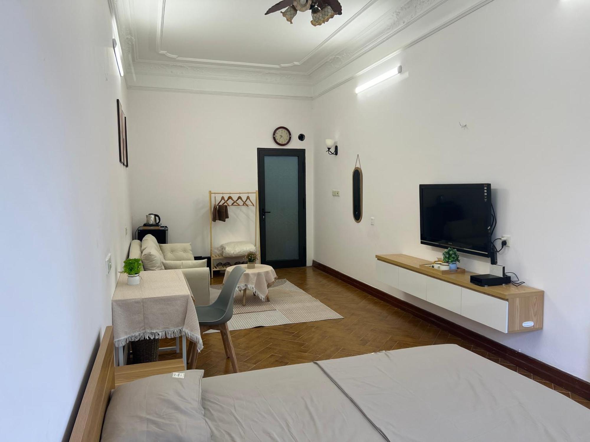 Lh Homestay Hanoi Buitenkant foto